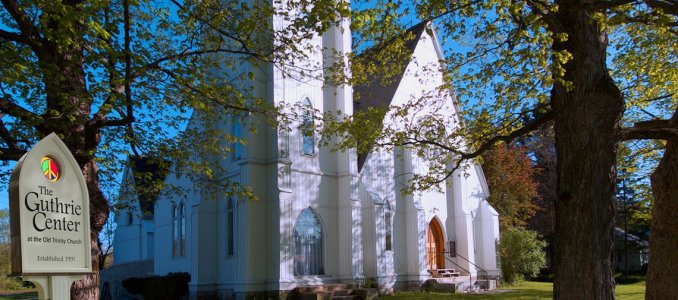 Arlo-Guthrie-The-Old-Trinity-Church-header-1140x505.jpg